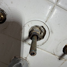 Quick-and-affordable-shower-valve-repairs 1